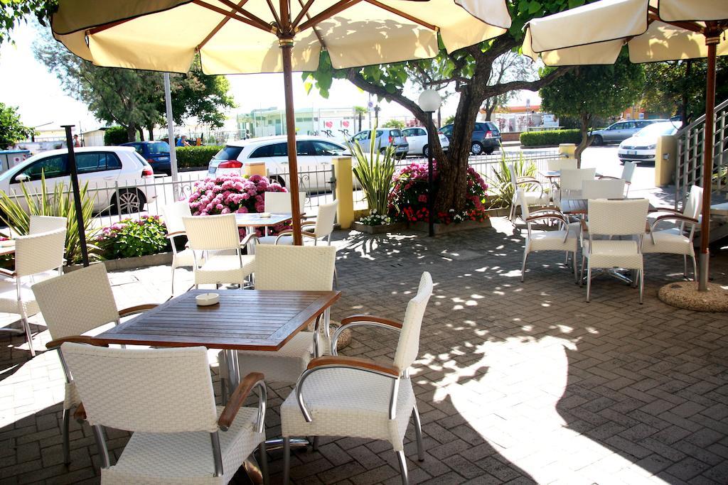 Hotel Sedonia Cervia Exterior foto